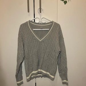 gray longsleeve sweater top🎀
